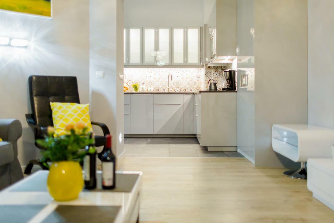 Kings Landing Apartament Краков Экстерьер фото